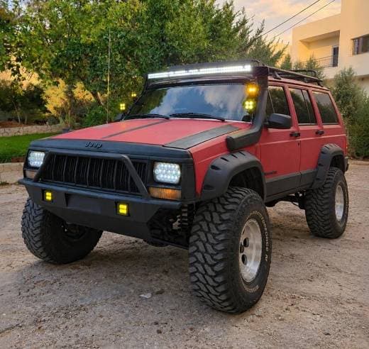 Jeep Cherokee