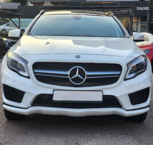 Mercedes-Benz GLA250 4MATIC