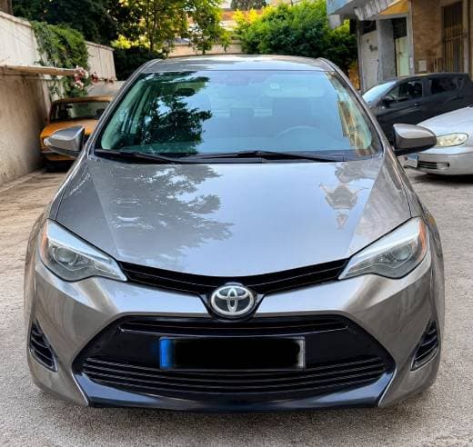 Toyota Corolla LE