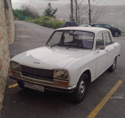 Peugeot 304