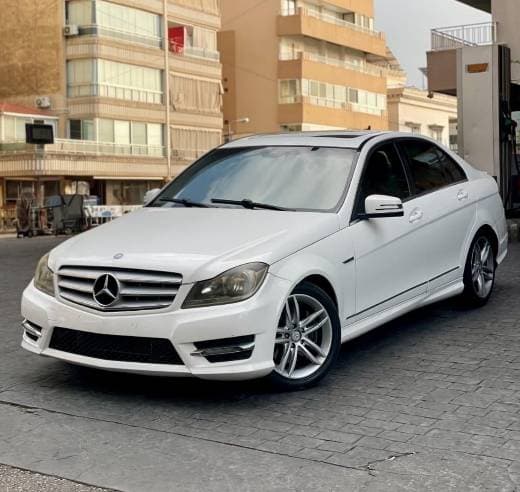 Mercedes-Benz C300 4MATIC