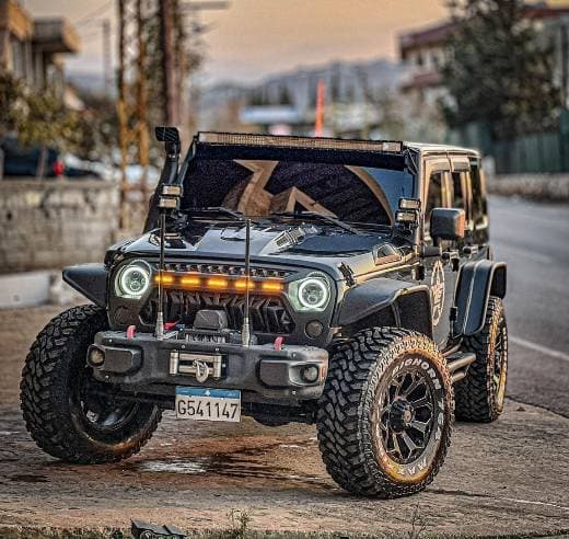 Jeep Wrangler Sahara 3.6L V6