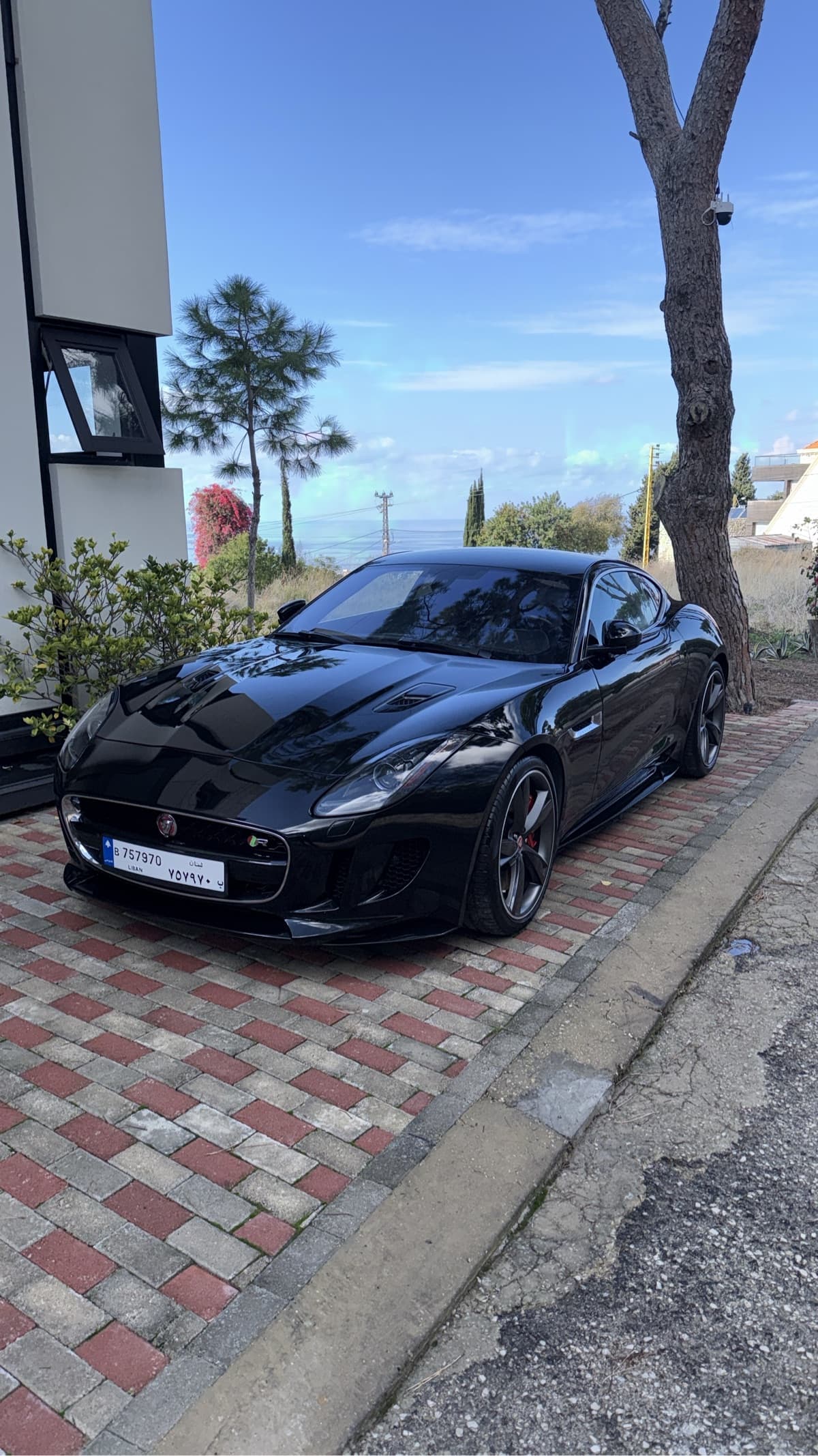 Jaguar F-Type R