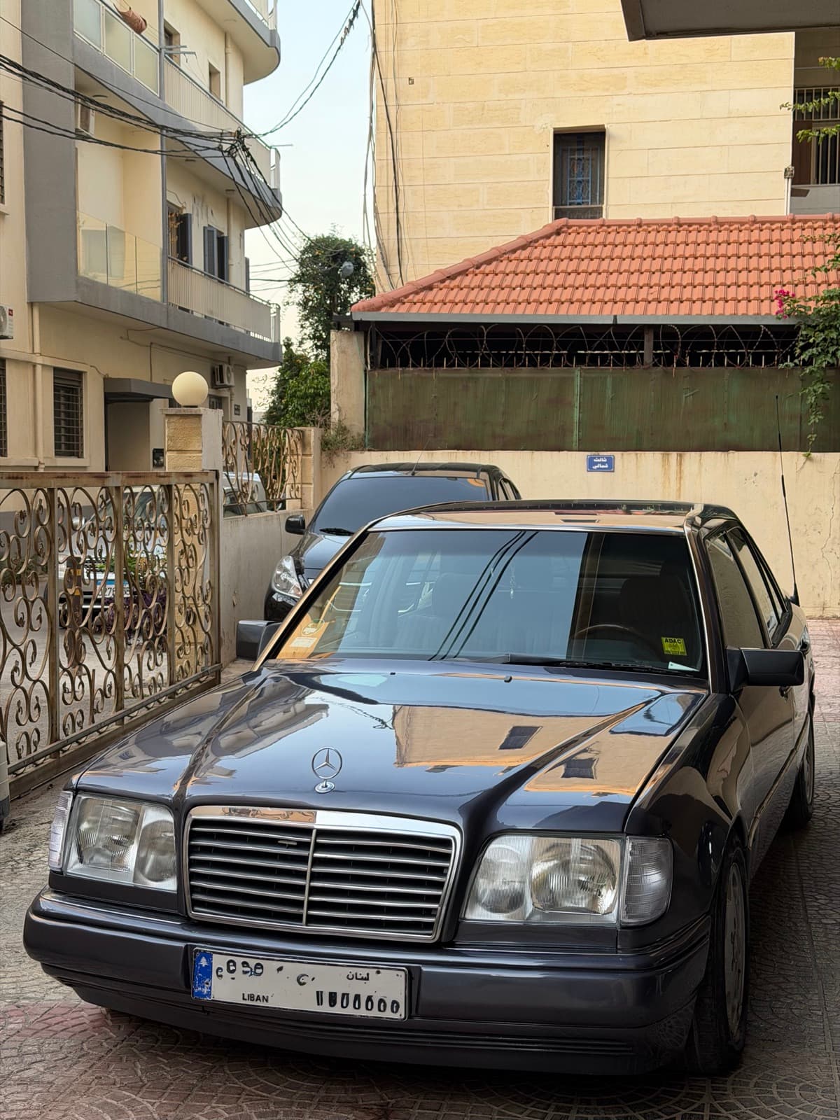 Mercedes-Benz E300