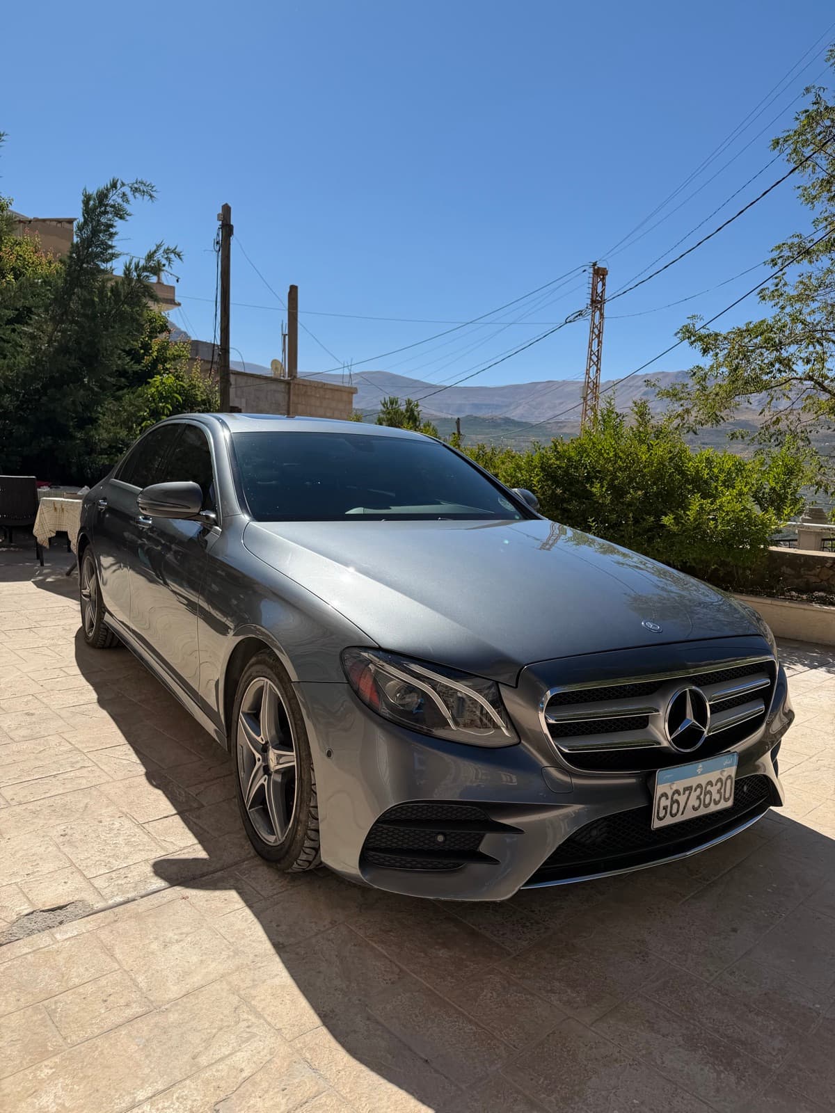 Mercedes-Benz E300 4MATIC