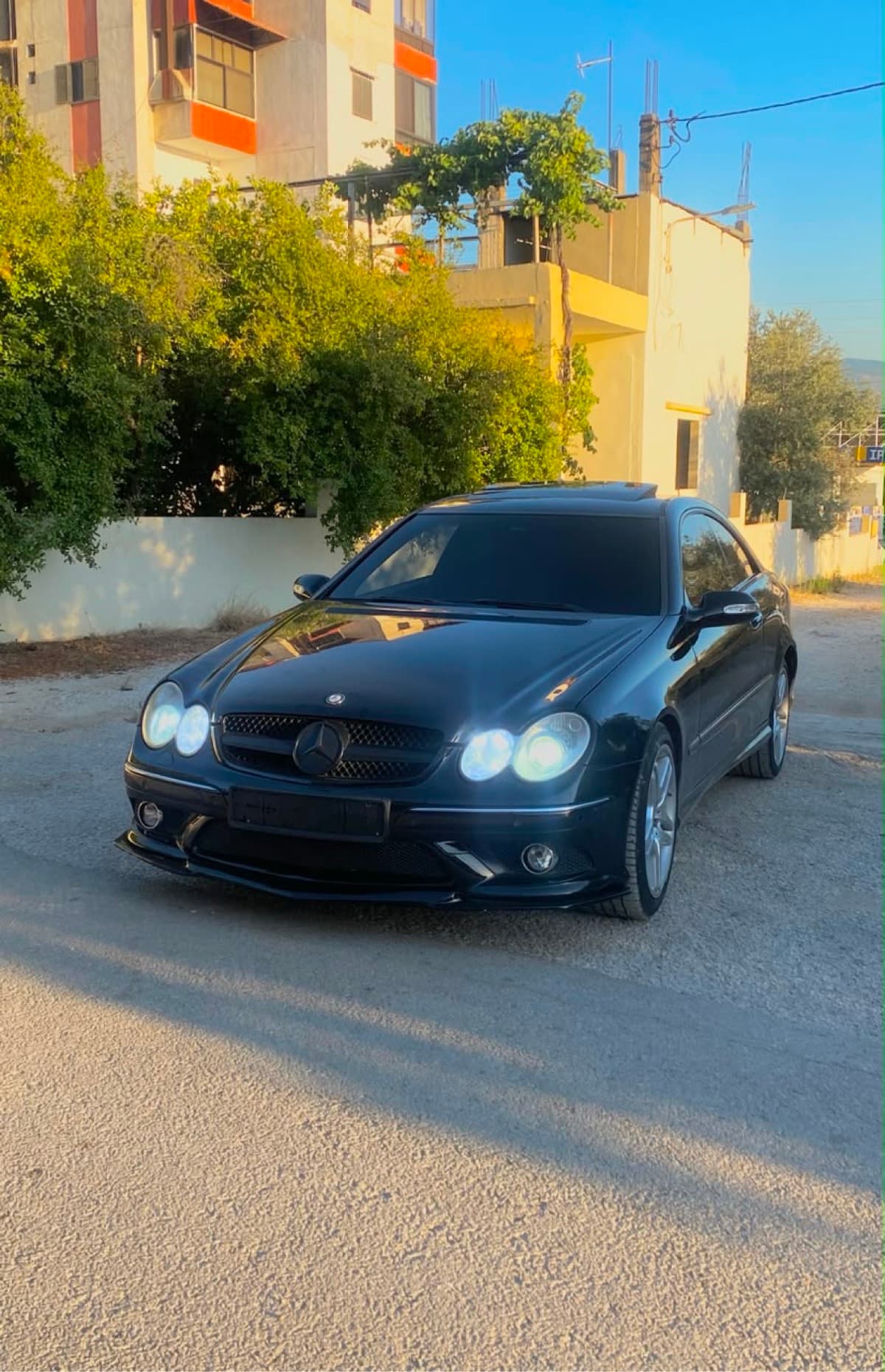 Mercedes-Benz CLK320