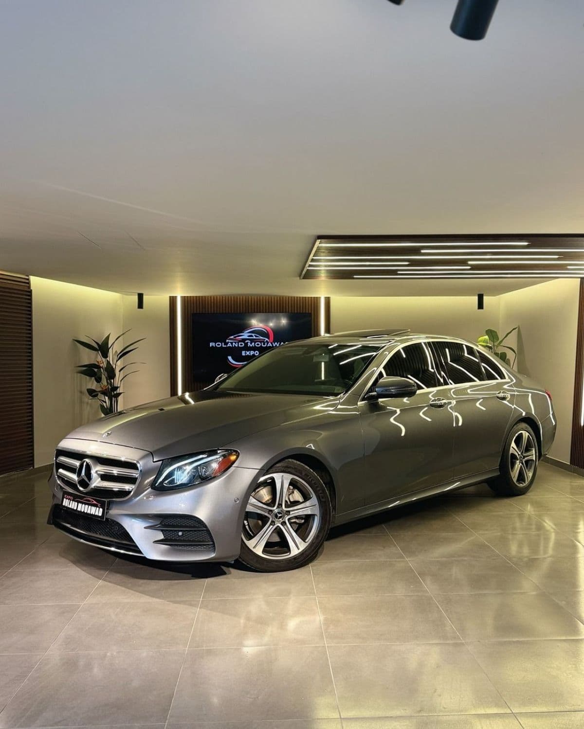 MERCEDES E300 AMG LOOK