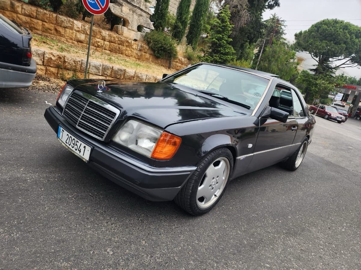 Mercedes-Benz 300CE