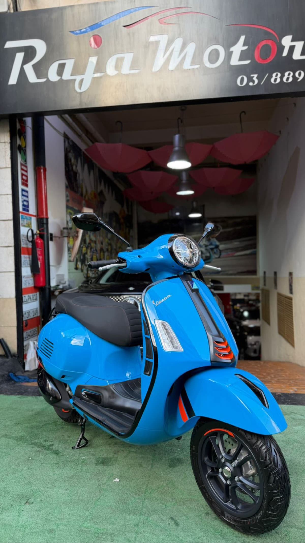 Vespa GTS 300