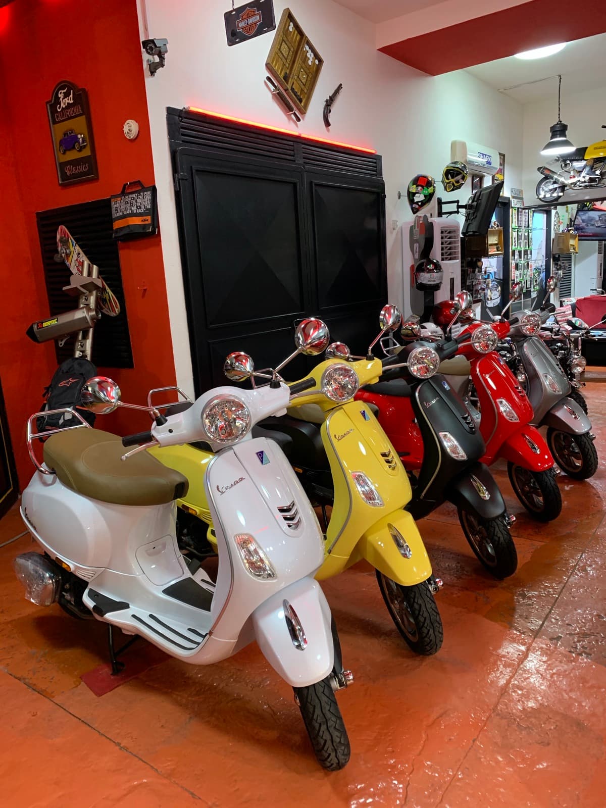 Vespa VXL 150CC SXL