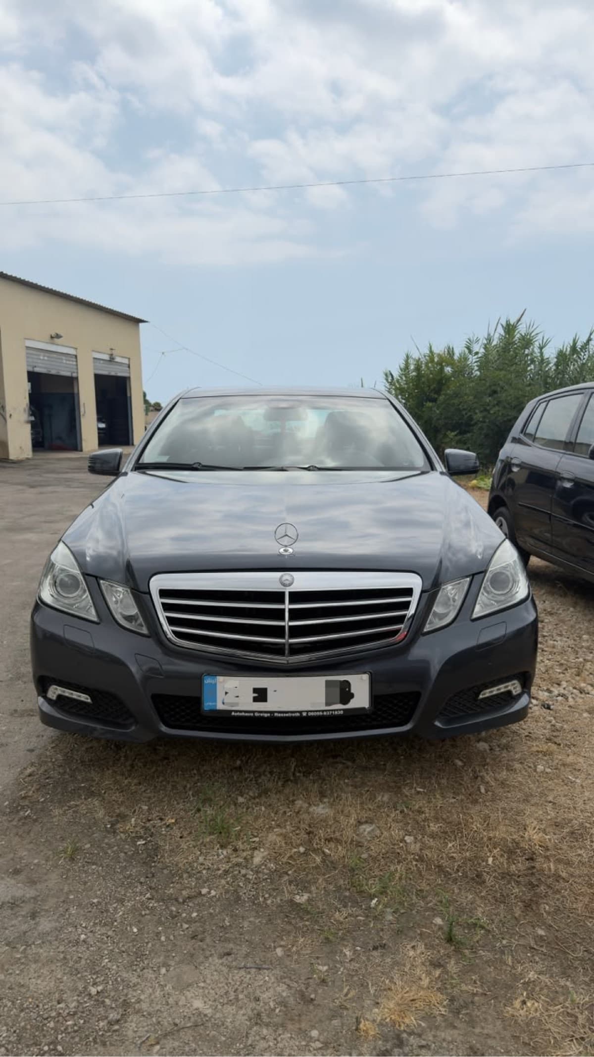 Mercedes-Benz E200